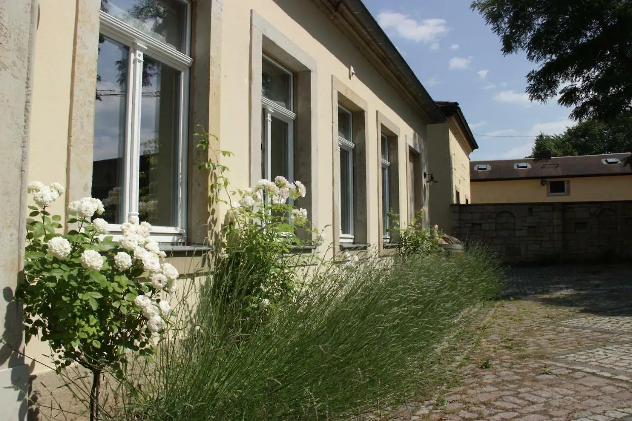 Apartment Ferienwohnung an der Elbe Dresden Deutschland